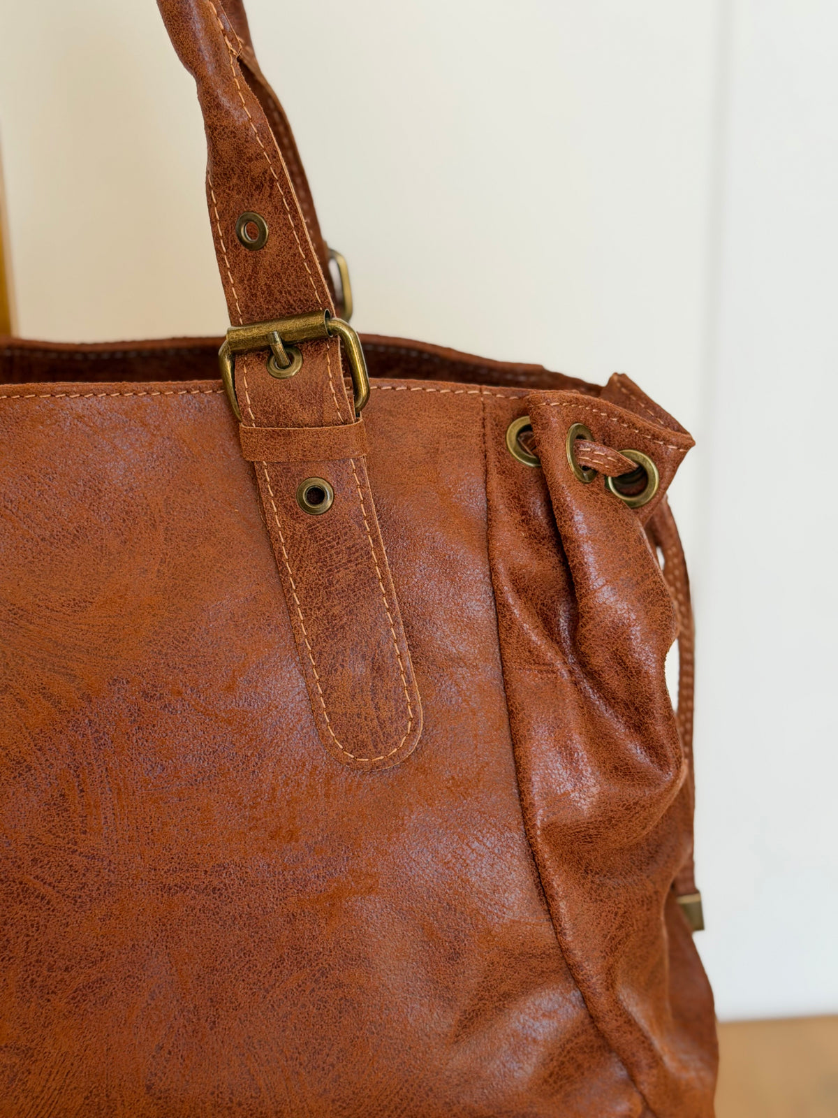 Sac cabas XL en cuir vieilli • COOPER Camel