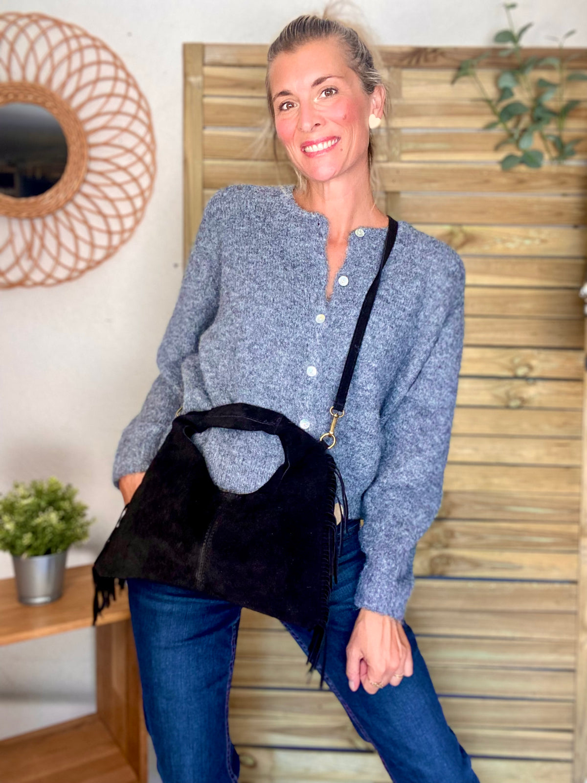 Sac hobo en cuir daim avec franges AARON - Noir - DÉSTOCKAGE