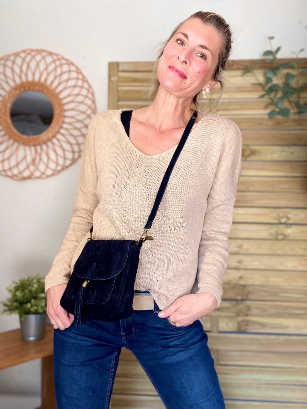 Sac bandoulière en cuir daim HORTENSE - Noir - FIN DE SÉRIE