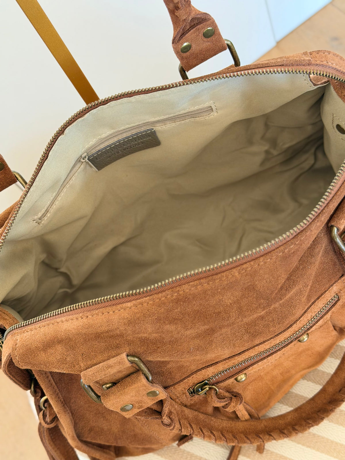 Sac cabas XL en cuir daim • HUNTER Camel