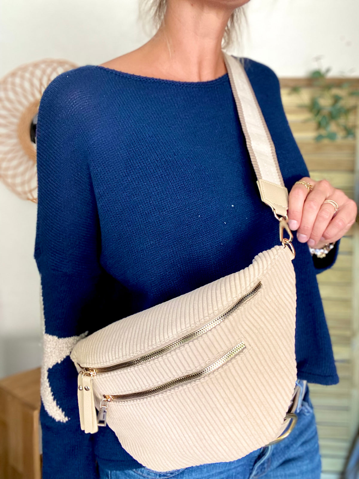 Sac banane XL en velours côtelé 2 zips et sangle fantaisie - WENDY - Beige