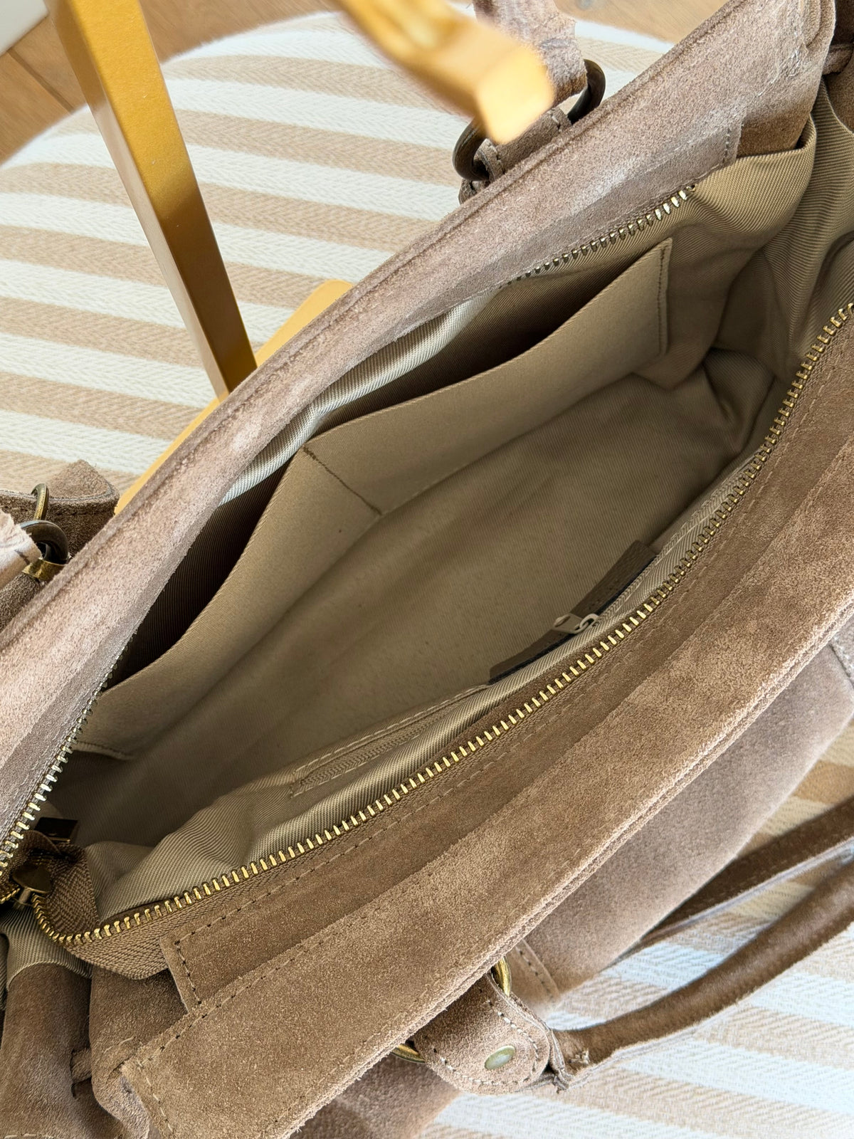 Sac cabas XL en cuir daim • PARKER Taupe