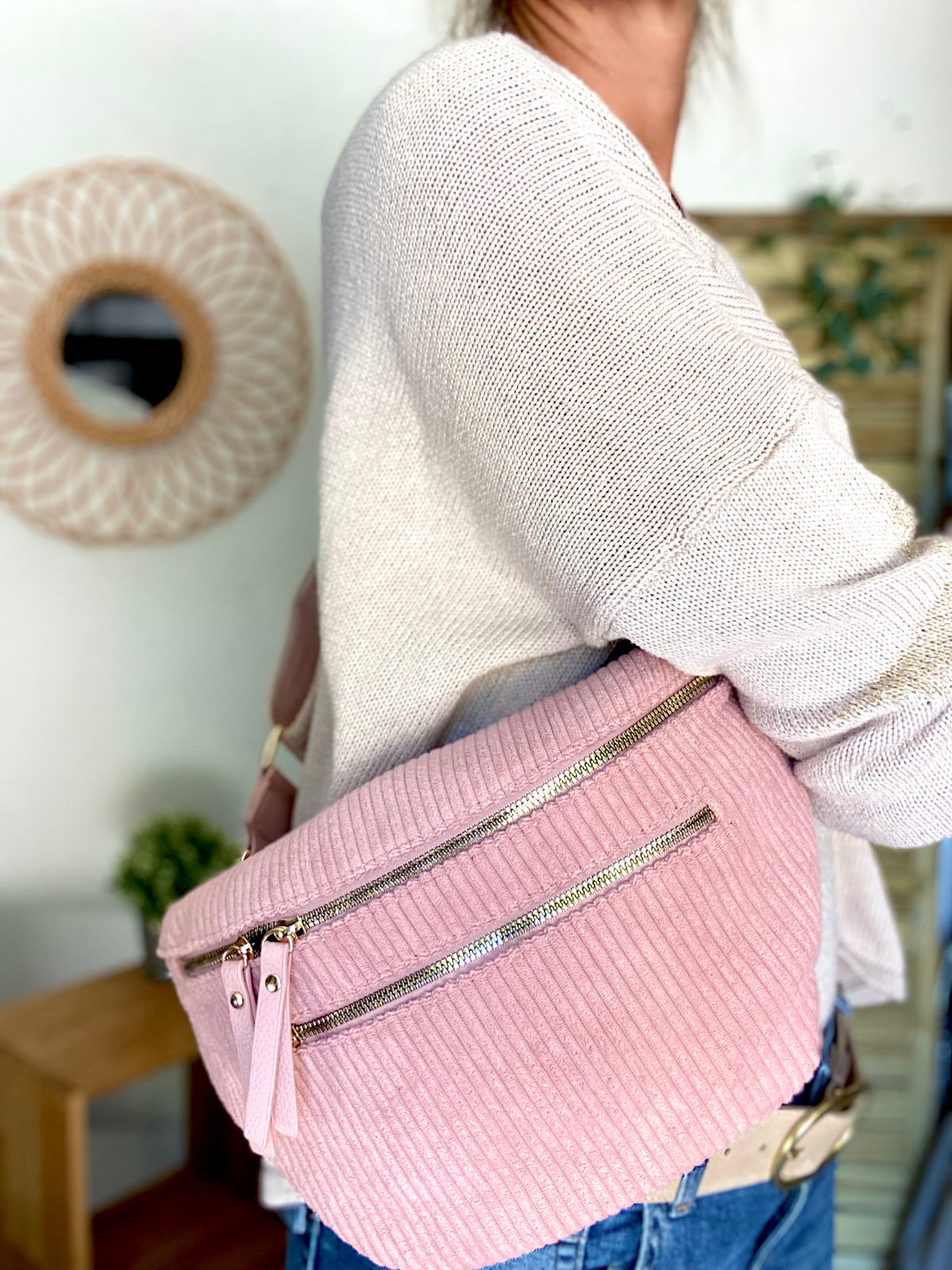 Sac banane XL en velours côtelé 2 zips et sangle fantaisie - WENDY - Vieux rose