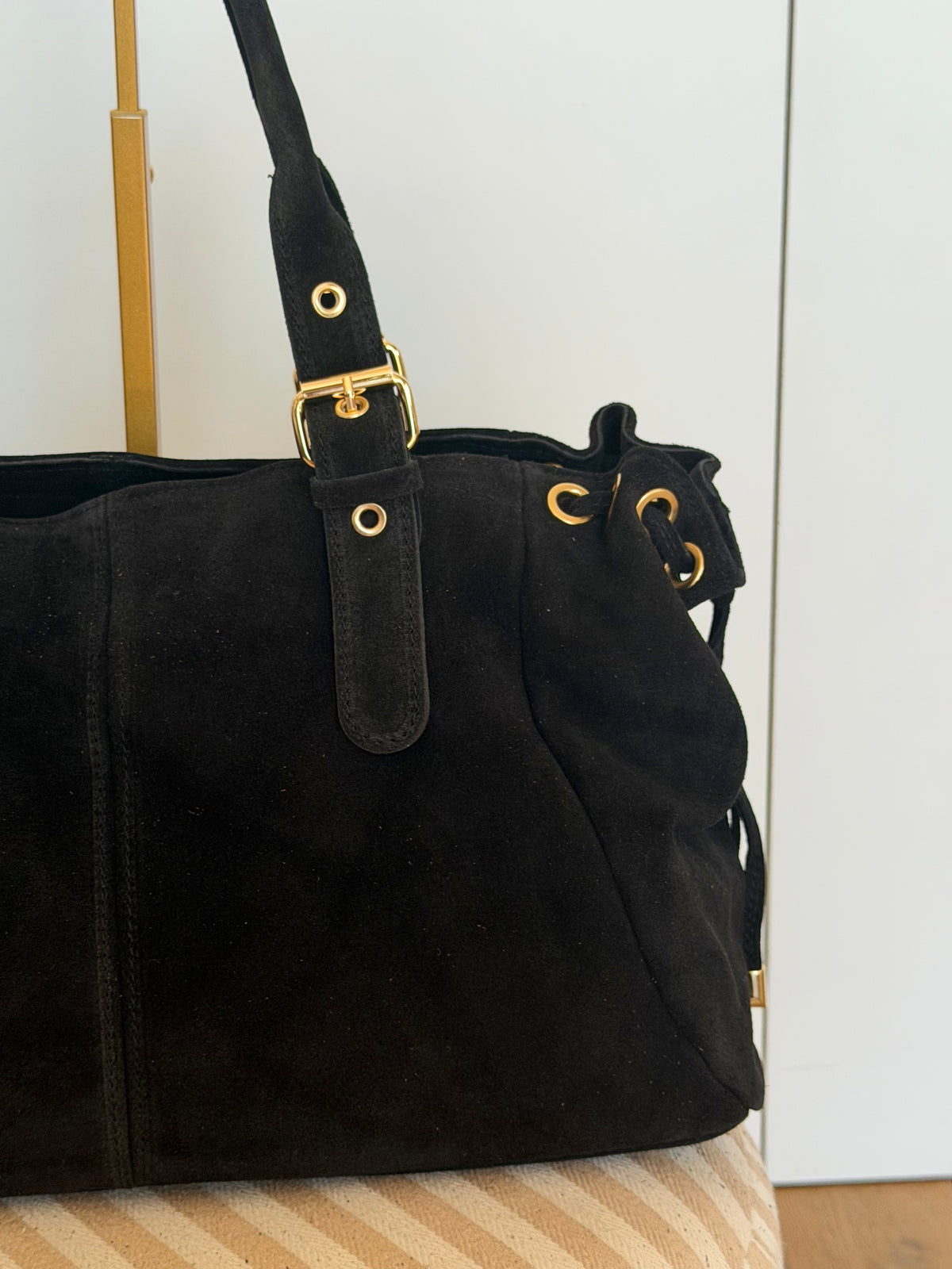 Sac cabas XL en cuir daim • JASPER Noir