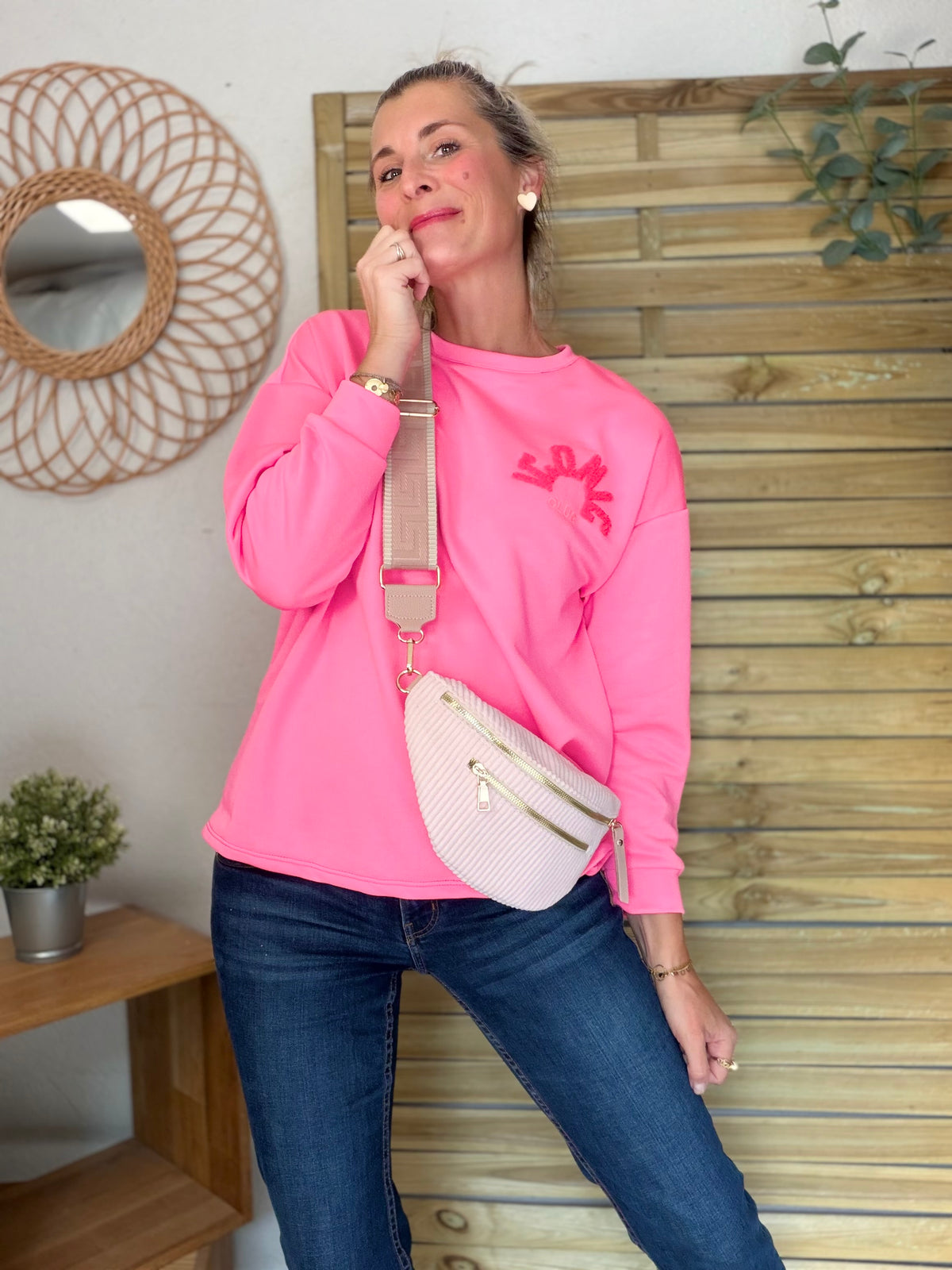 Sac banane en velours côtelé 2 zips et sangle fantaisie - CHARLY Rose poudré