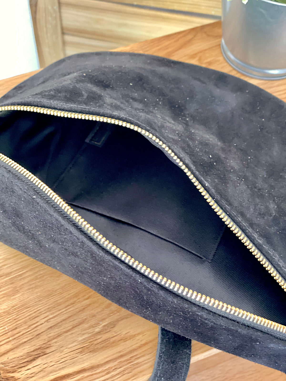 Sac banane XL en cuir velours 30cm JUDY - Noir