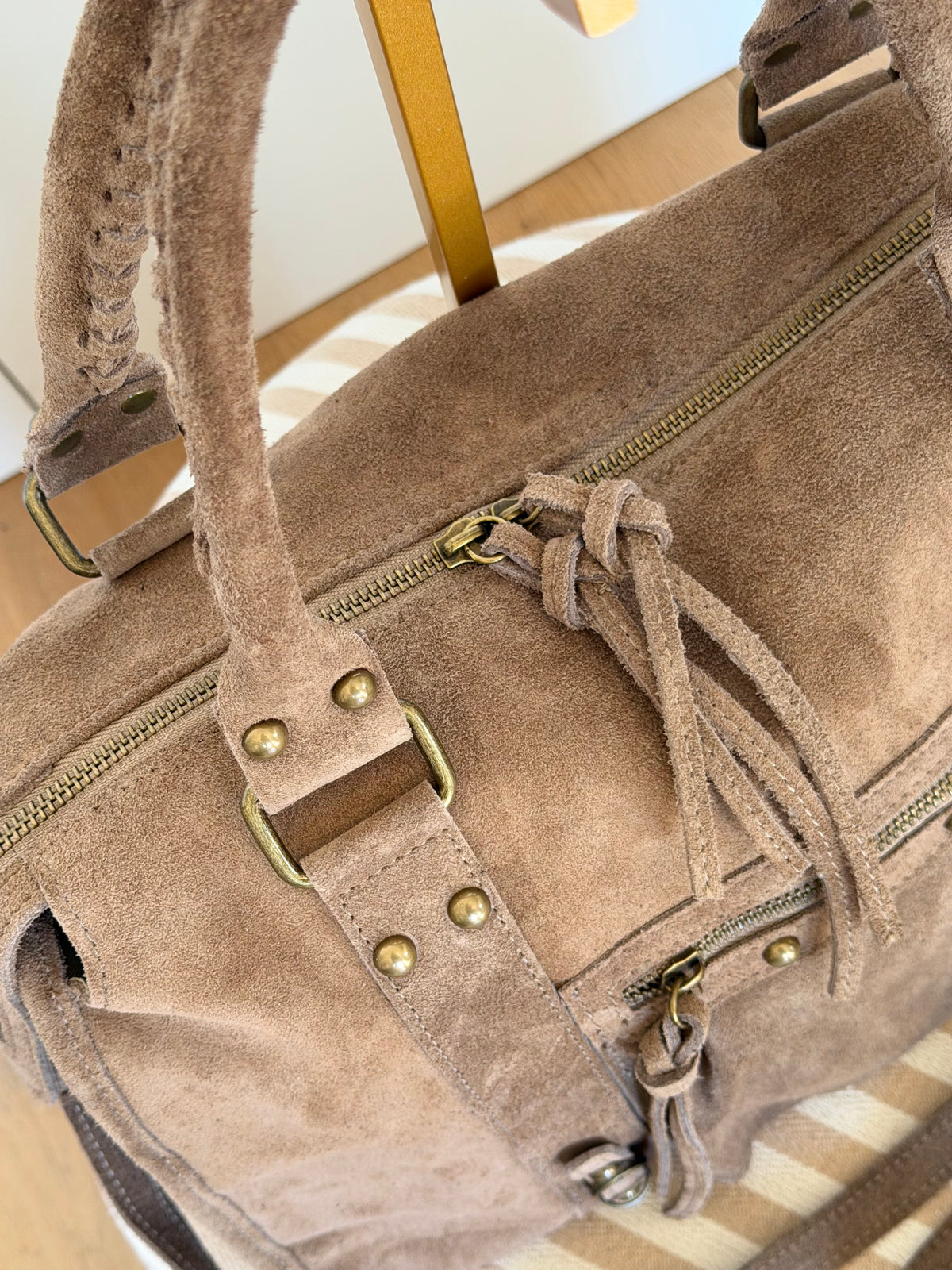 Sac cabas XL en cuir daim • HUNTER Taupe