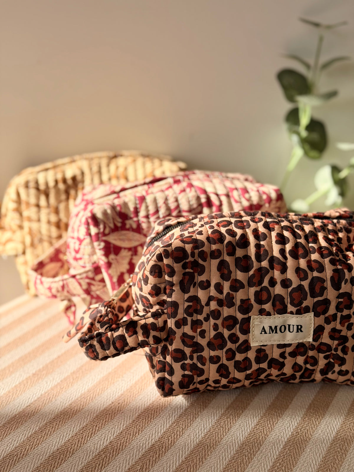 Pochette 20cm / Trousse de toilette TOMY