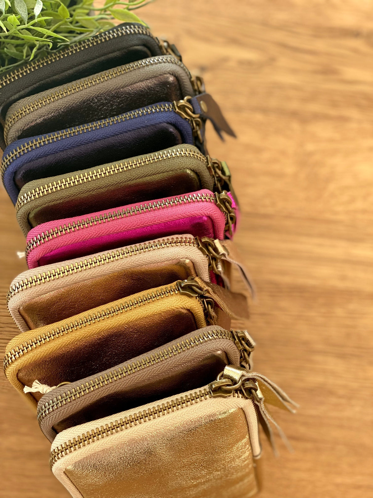 Pochette bandoulière pour téléphone en cuir irisé - STELLA - Kaki - FIN DE SÉRIE