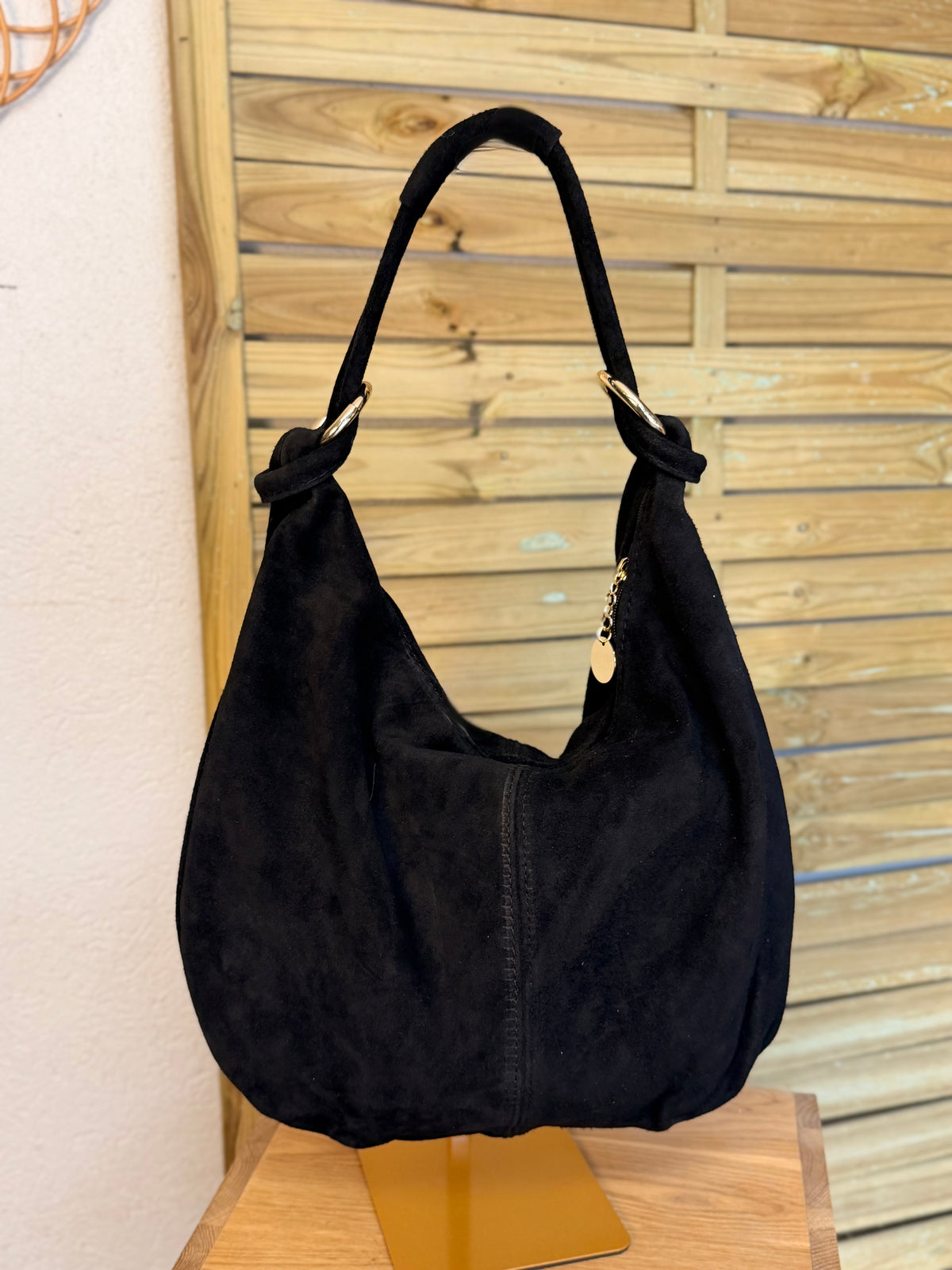 Sac besace hobo en cuir daim souple avec anneaux WILLIAM - Noir