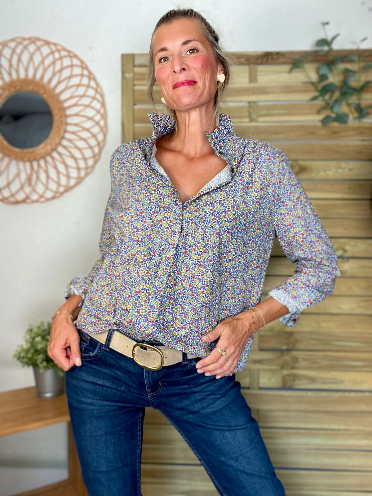 Chemise imprimée Liberty bleu, col victorien volanté CHARLOTTE - FIN DE SÉRIE