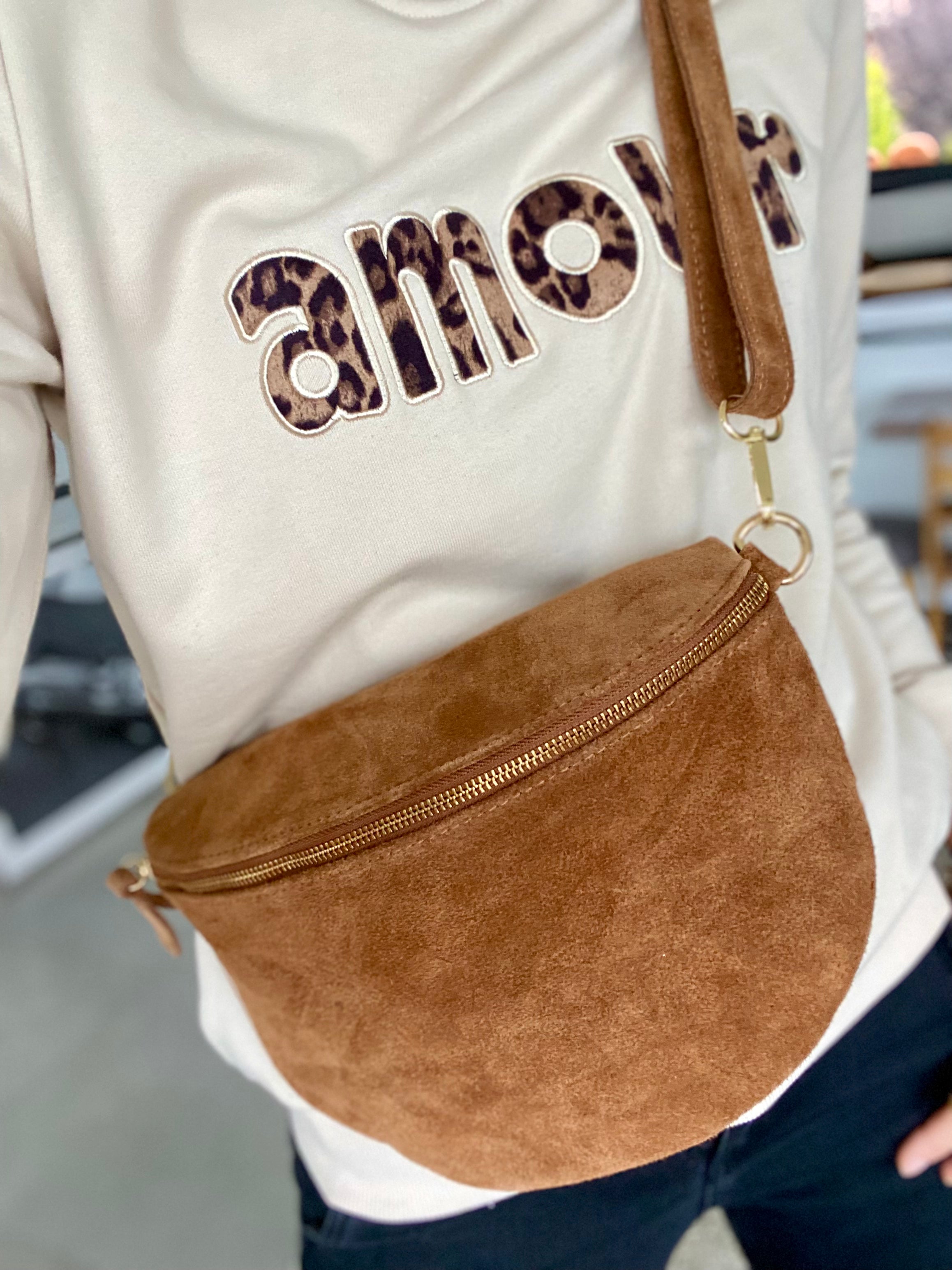Sac banane XL en cuir velours 30cm JUDY - Camel