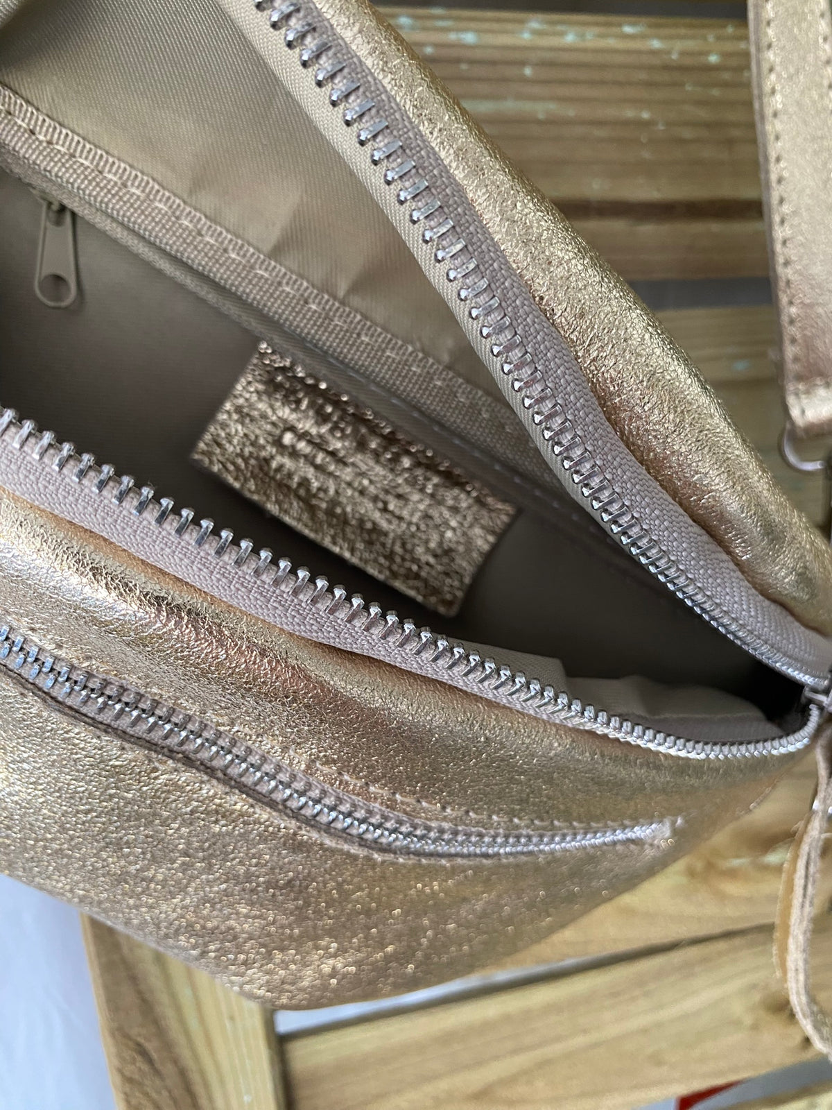 Sac banane en cuir irisé double poche - OPALE - Doré / argent