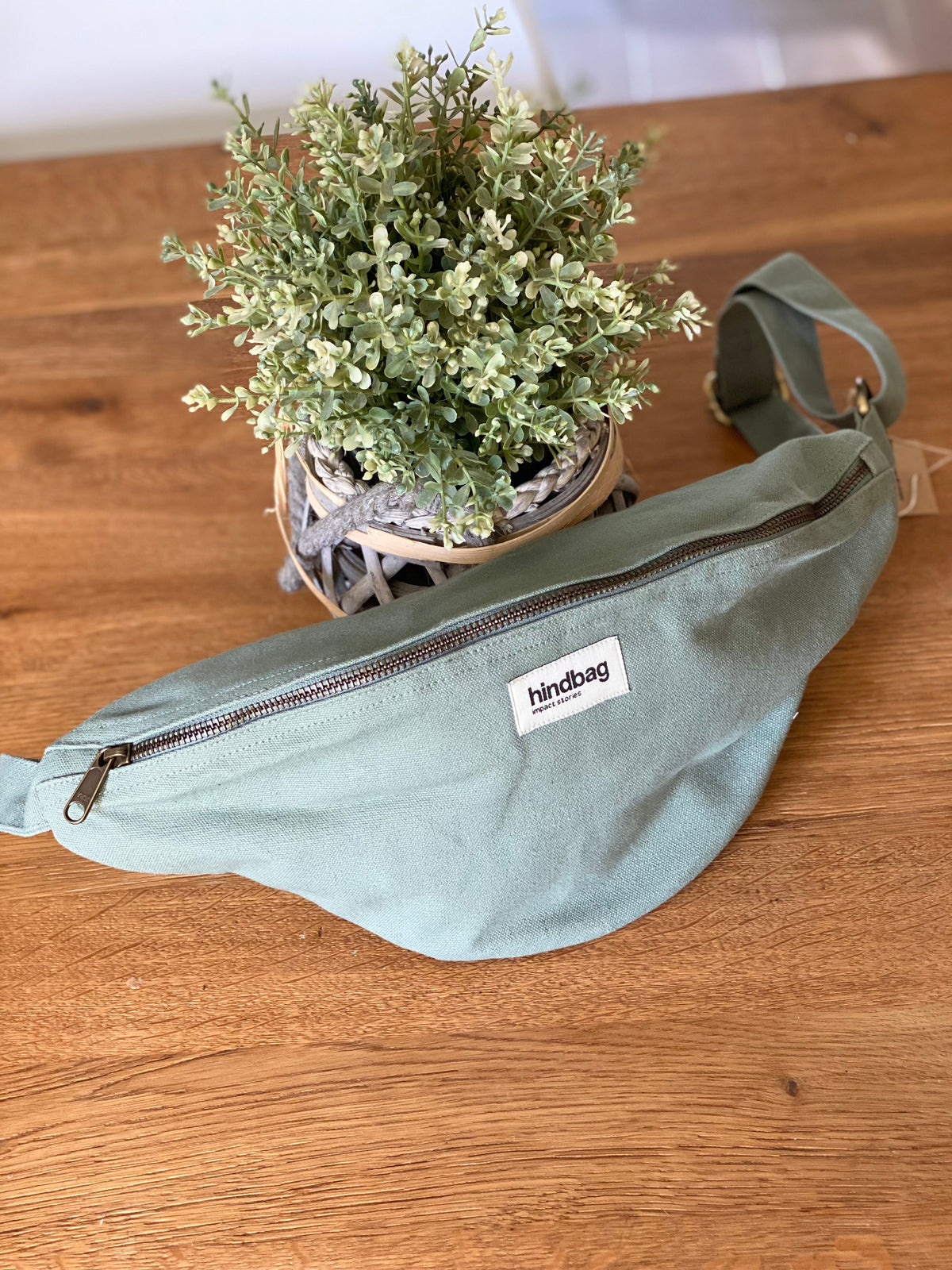 HINDBAG SASHA - Sac banane Vert sauge