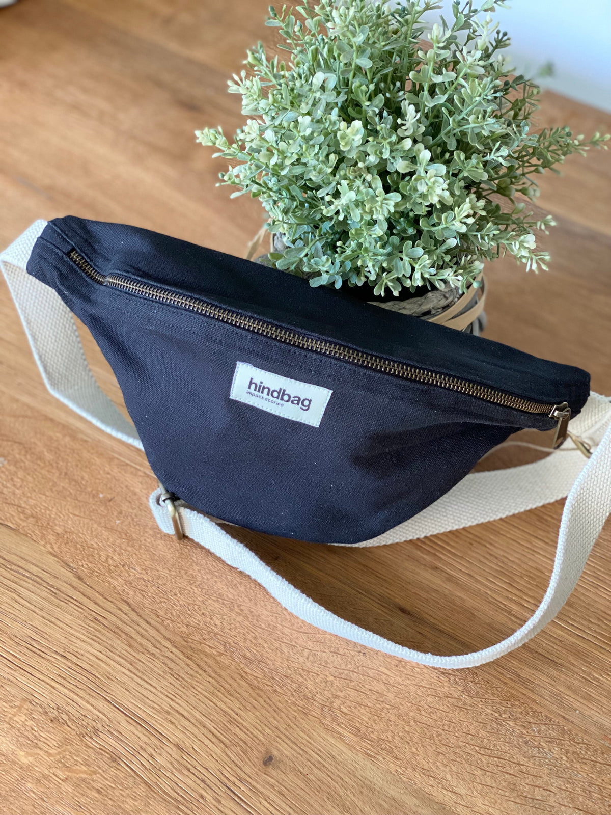 HINDBAG OLIVIA - Sac banane Noir