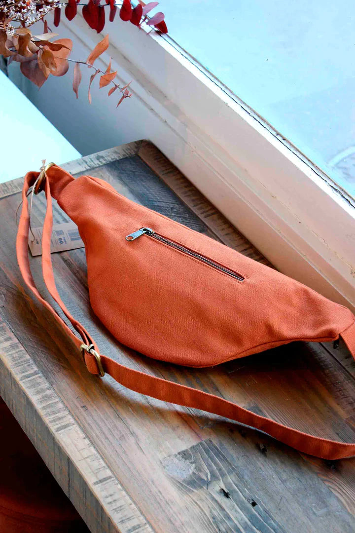 HINDBAG SASHA - Sac banane Sienne