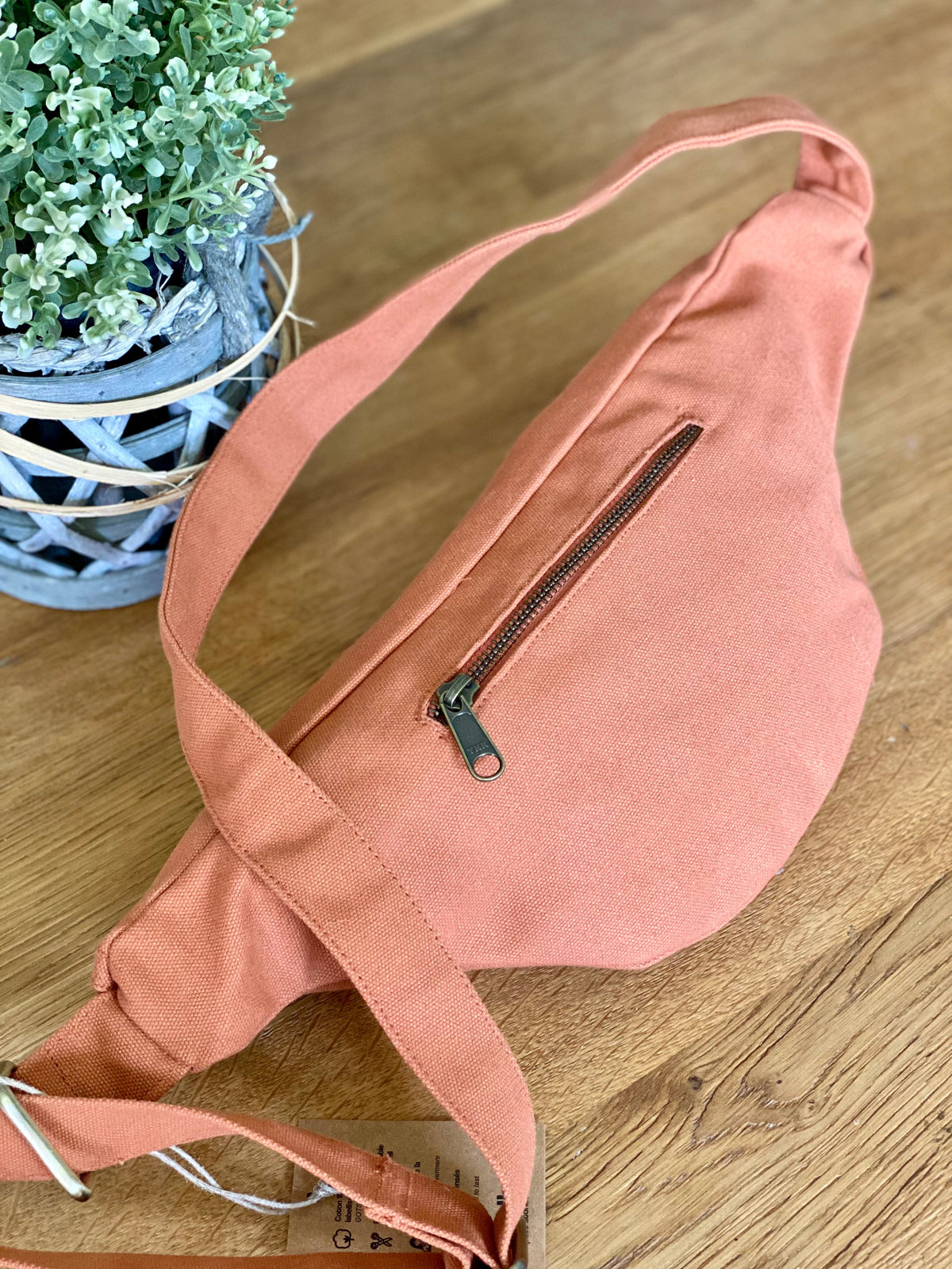 HINDBAG SASHA - Sac banane Sienne