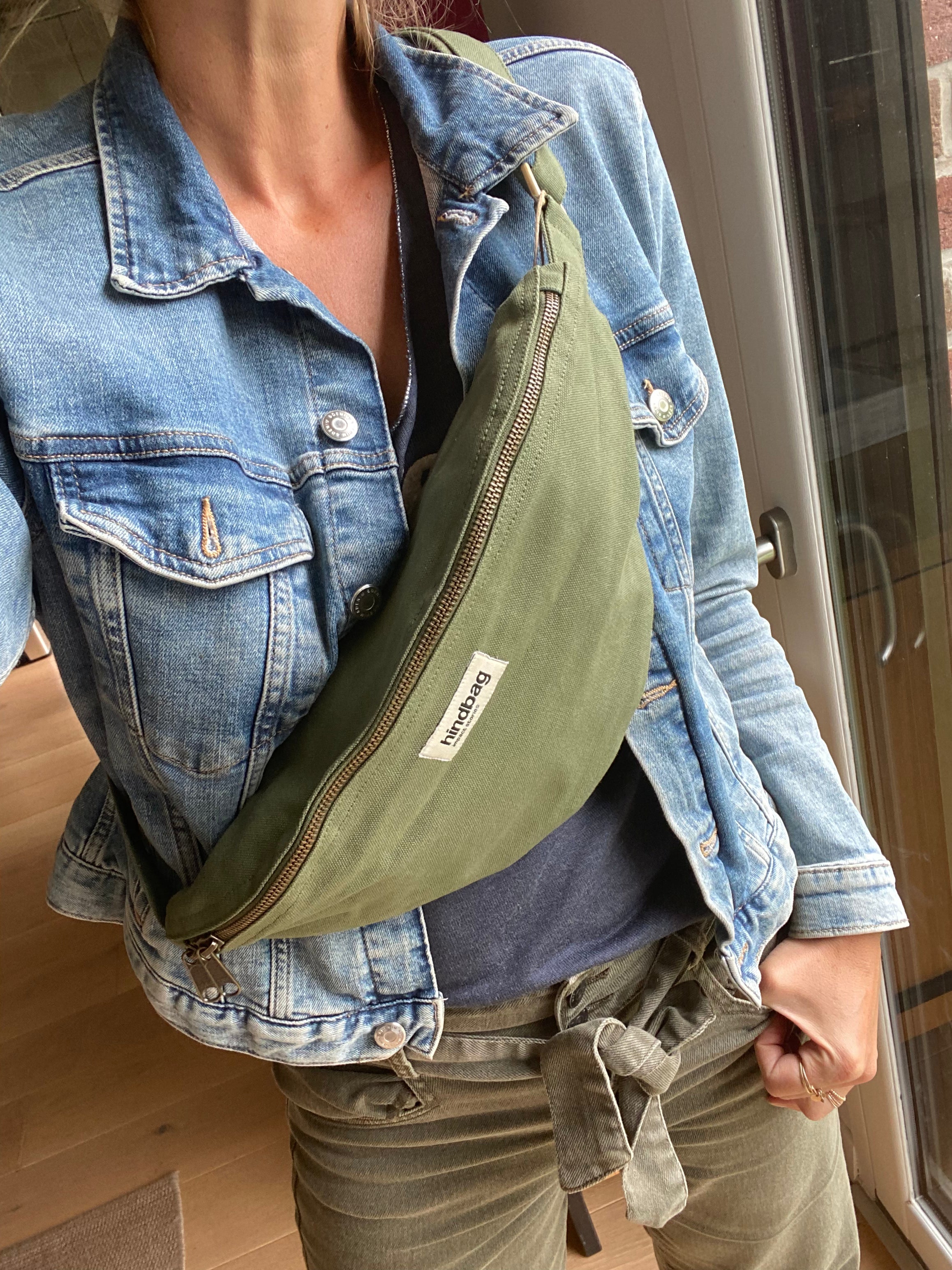 HINDBAG SASHA - Sac banane Vert Olive / Kaki