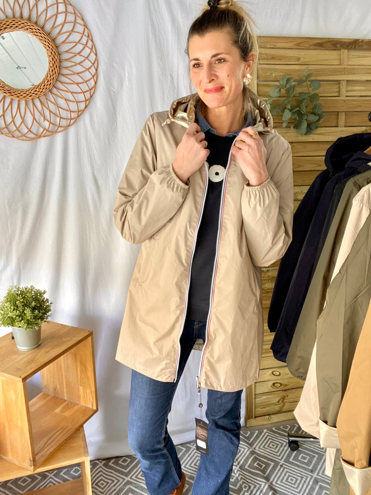 ⚡️ ARRIVAGE - Imperméable réversible long cintré CLAIRE Beige/Doré - LAURA JO